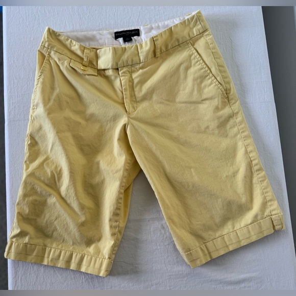 Banana Republic Pants - Banana republic Yellow Women's Bermuda Shorts chino stretch